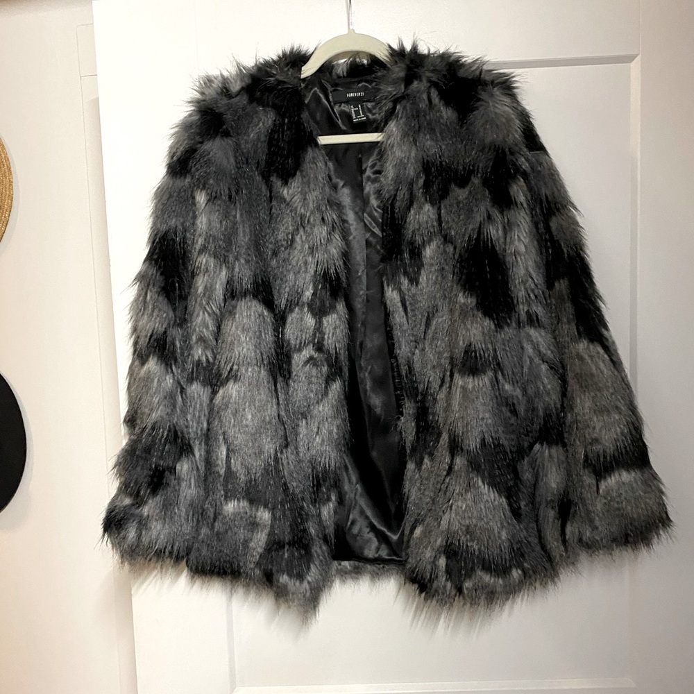 Forever 21 Black and Gray Faux Fur Jacket